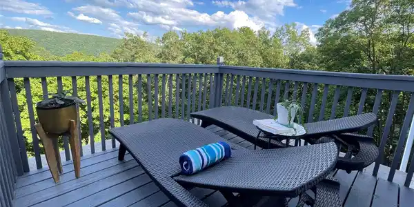 Image 3: Balcony Image 3: Balcony