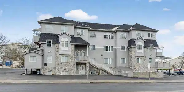 6 Garfield Road