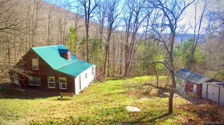 339 Mountain Lake Road