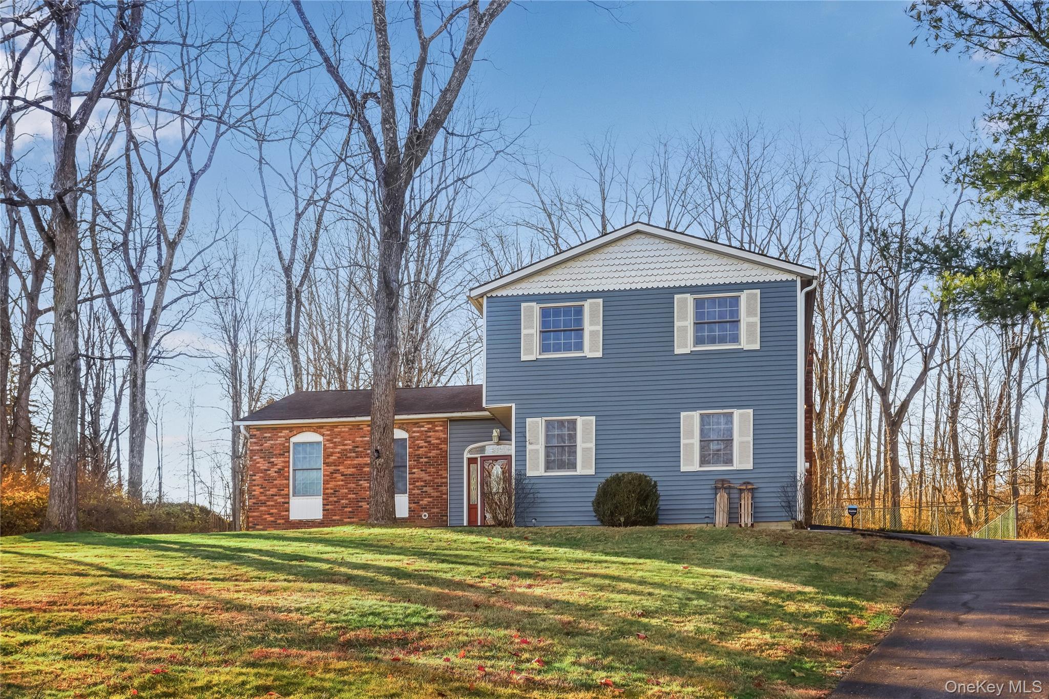 Image 2: Front of Structure