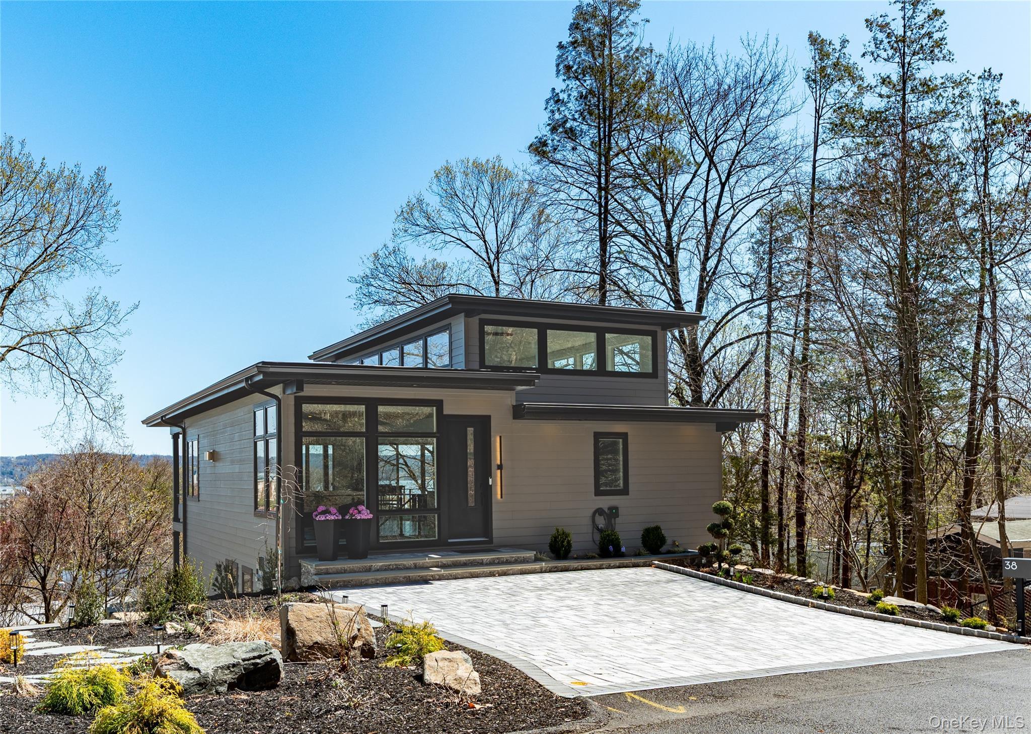 Image 2: Front of Structure