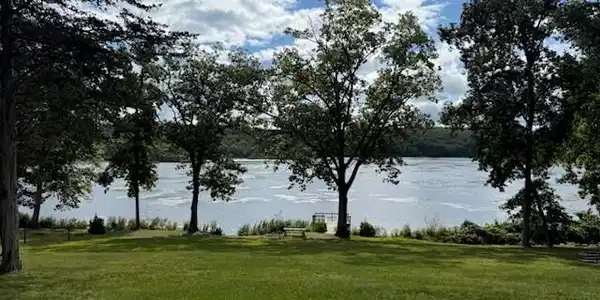 Image 2: Lake Image 2: Lake