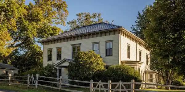 108 Wey Road