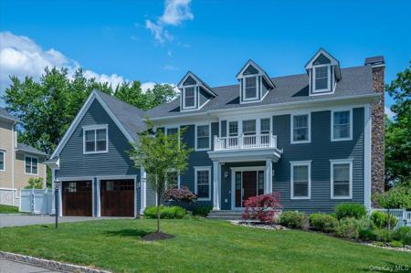 17 Riverton Drive