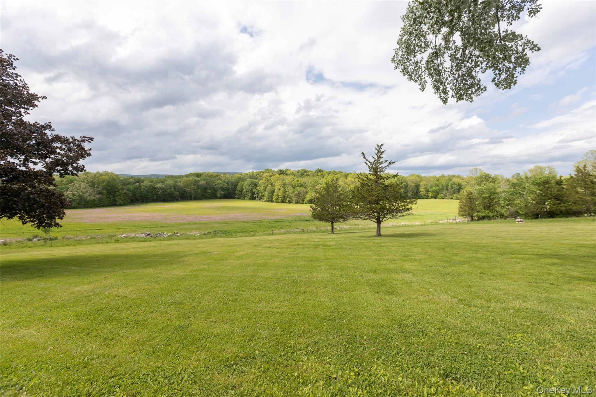 Image 4: View Image 4: View