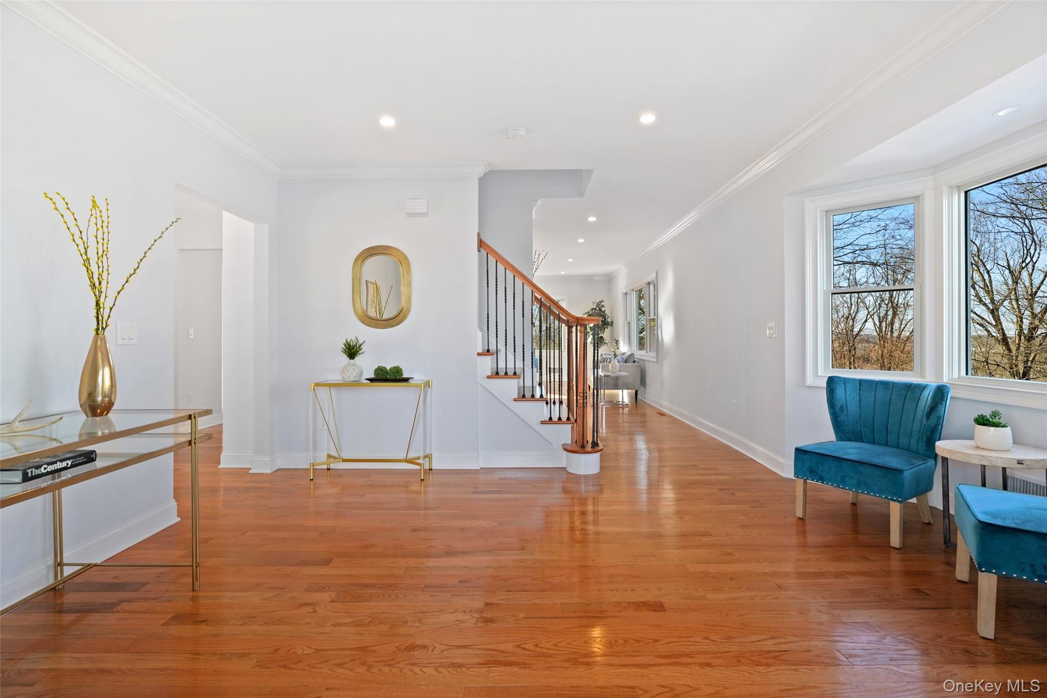 Image 2: Entrance Foyer