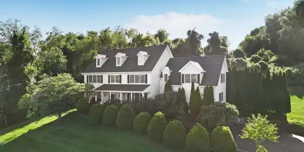 122 Duke Drive