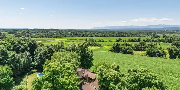 9 Breezy Ridge Road