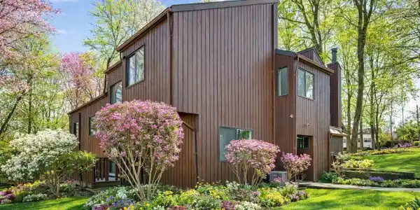 4 Aspen Court