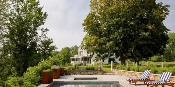 Image 3: Pool Image 3: Pool