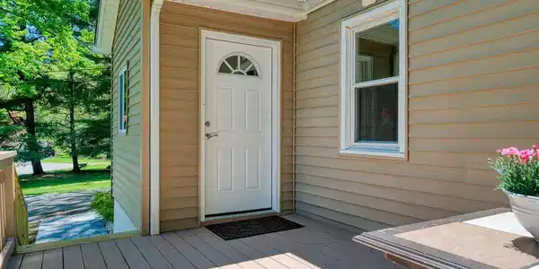 Image 3: Entry Image 3: Entry