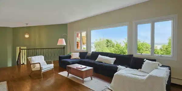 Image 4: Living Room Image 4: Living Room