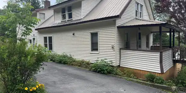 96 White Roe Lake Road
