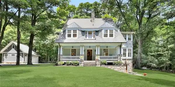 112 &114 Camp Hill Road