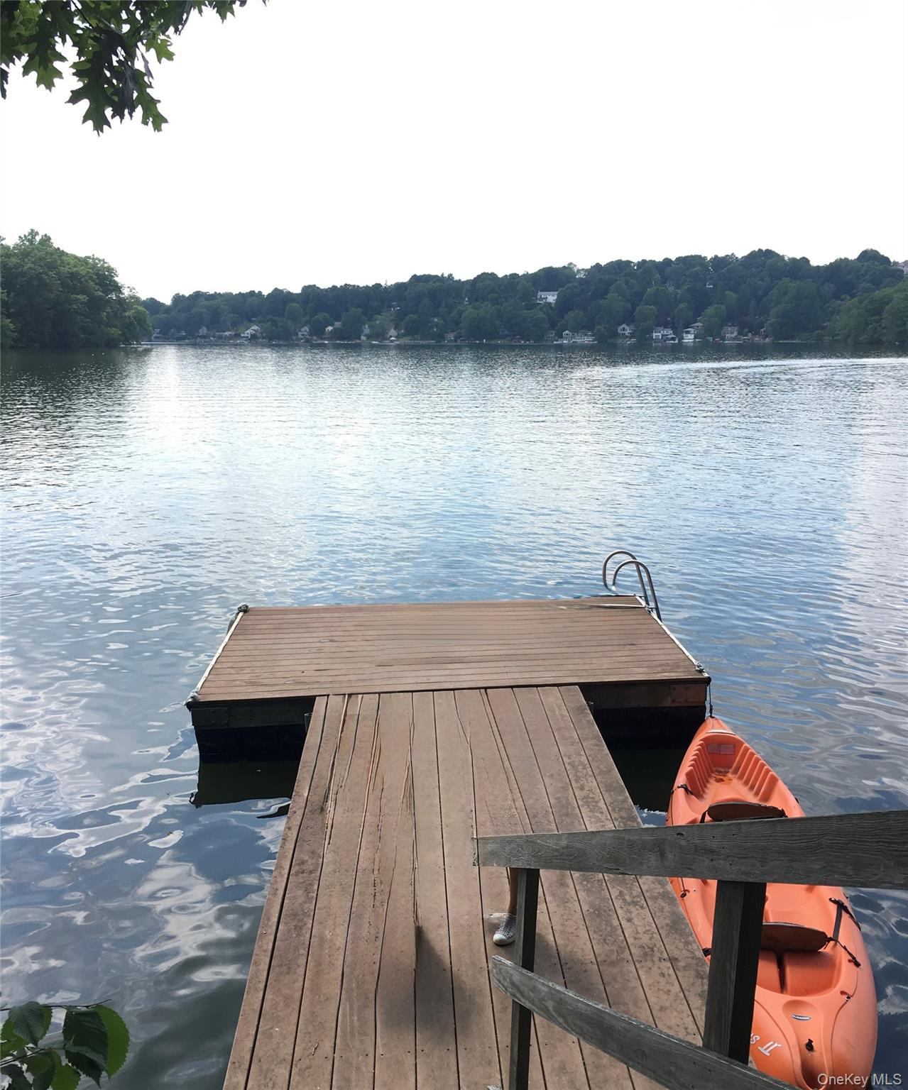 Image 2: Dock