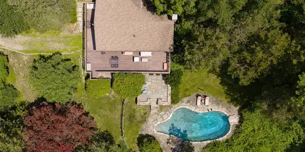15 Horseshoe Lane