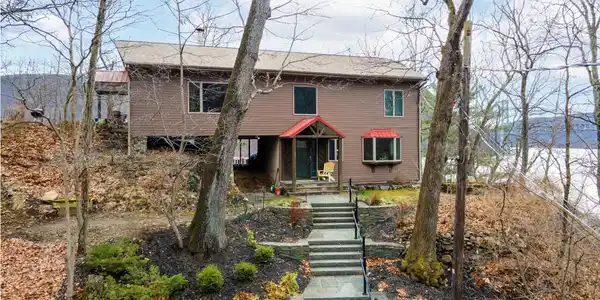 65 Mine Dock Road
