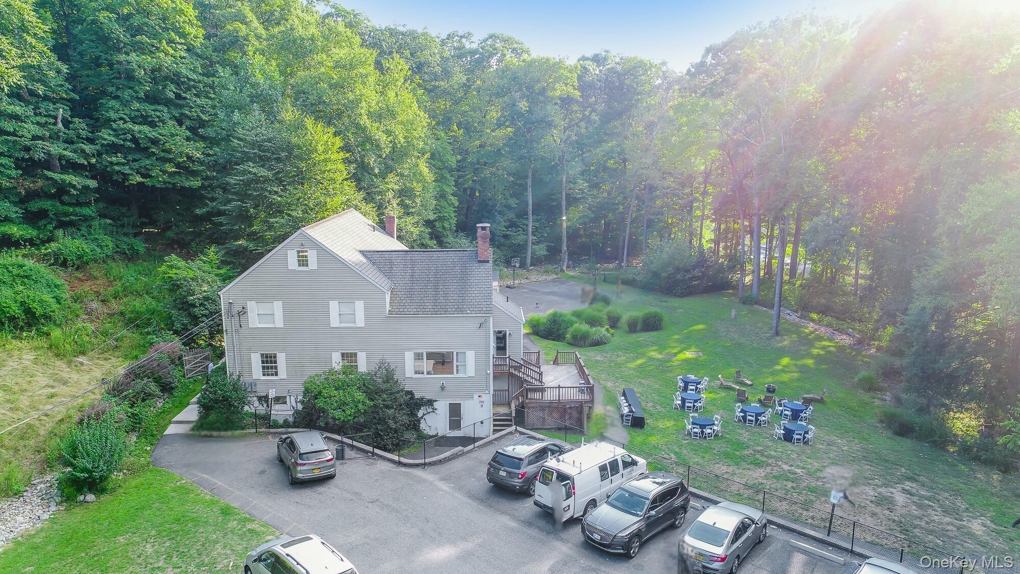 Image 4: Front of Structure