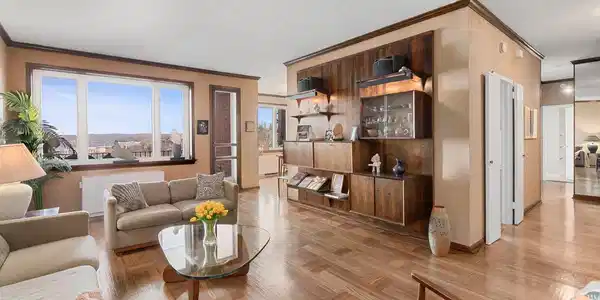 Image 3: Living Room Image 3: Living Room
