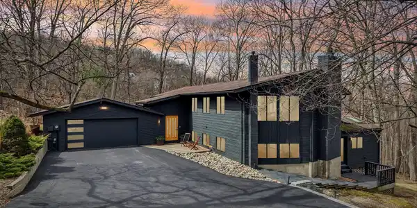 4 Mountain Brook Road