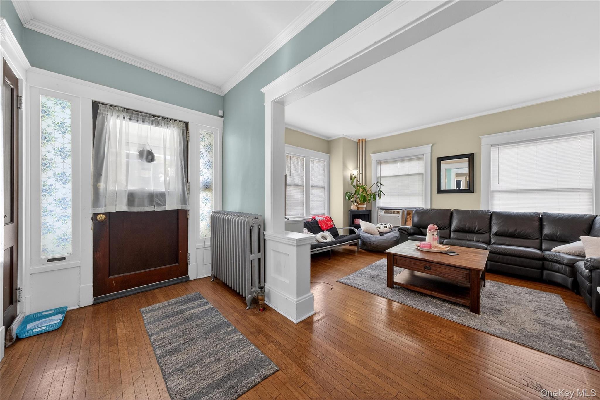 Image 3: Entry Image 3: Entry