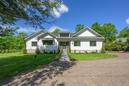 305 Mitchell Hollow Road
