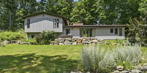 29 Murray Drive