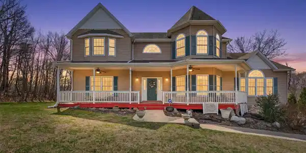 5 Autumn Ridge Way