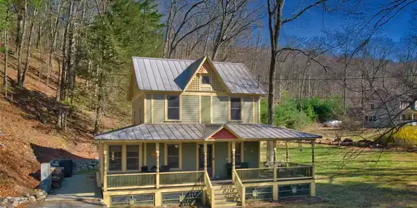 1193 South Road