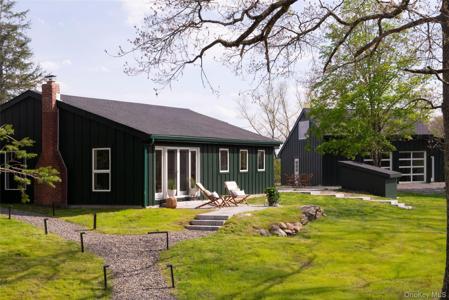 45 Charles Hommel Road