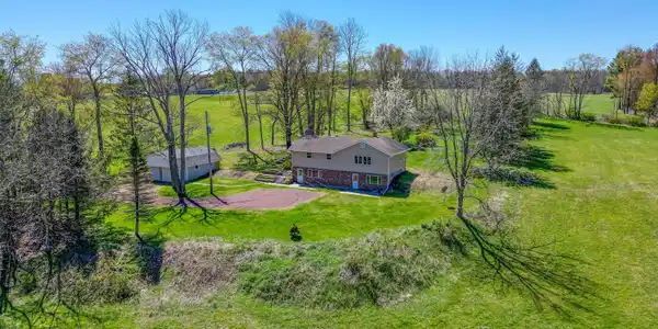 208 Shortcut Road