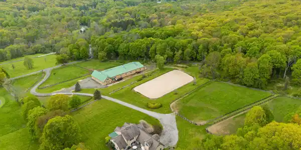 Image 4: Aerial View Image 4: Aerial View