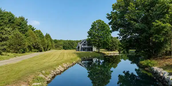 Image 4: Pond Image 4: Pond