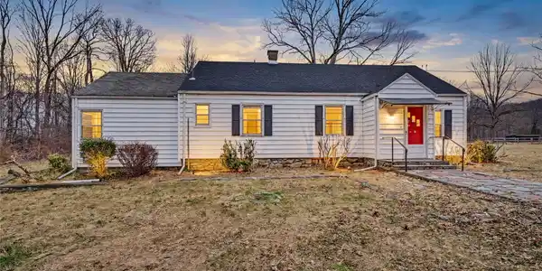 11 Boulder Drive