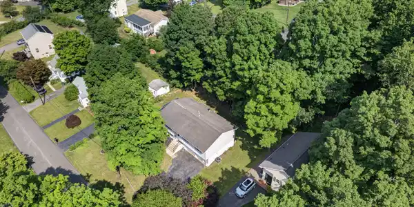 Image 4: Aerial View Image 4: Aerial View