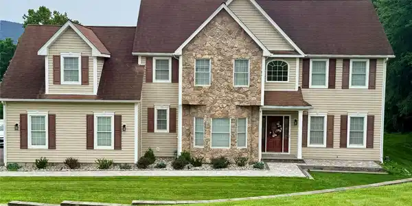 49 Harrisons Trail