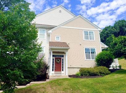 2012 Hawthorn Way