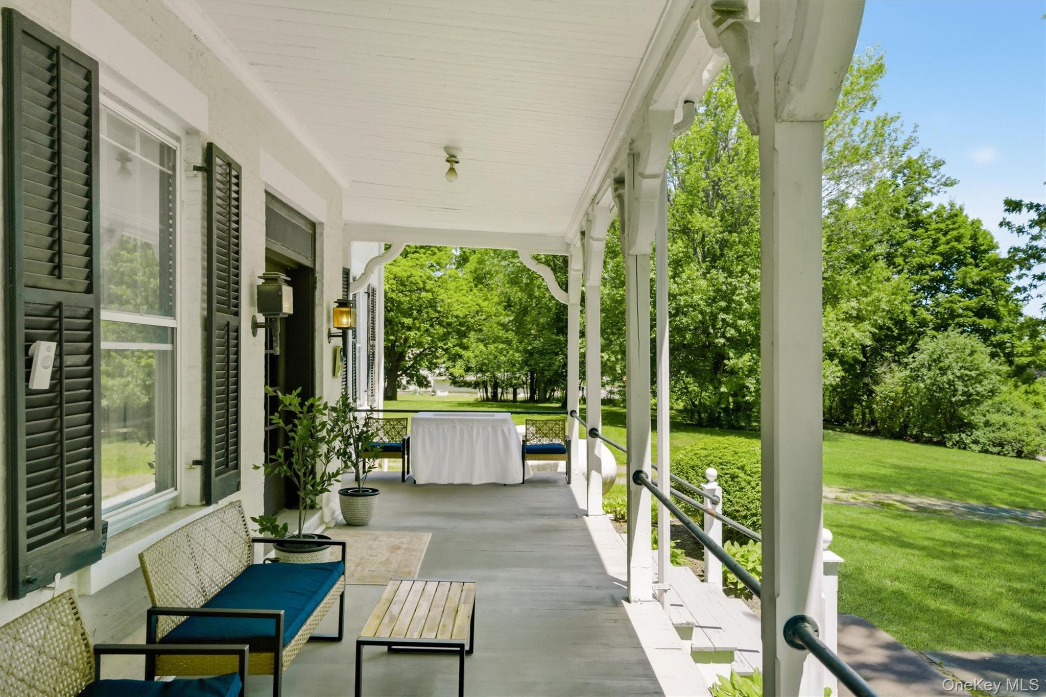 Image 3: Front of Structure