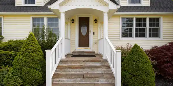 Image 4: Front of Structure