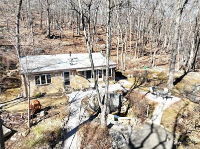 31 Hemlock Hill Lane