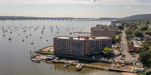 Image 4: Aerial View Image 4: Aerial View