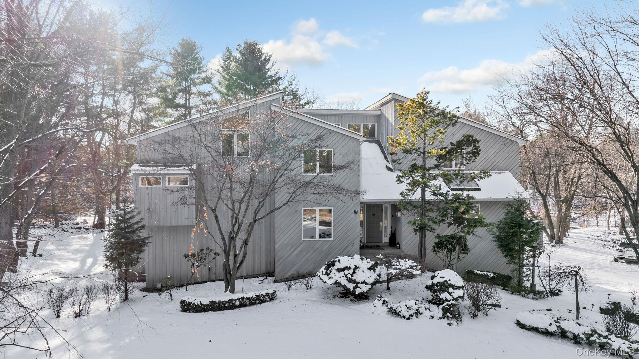 Image 1: Front of Structure