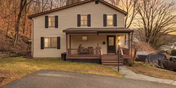 13 Myrtle Avenue