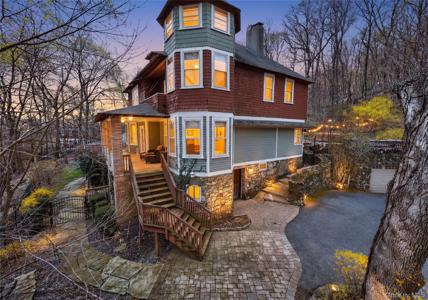 65 Rockledge Drive