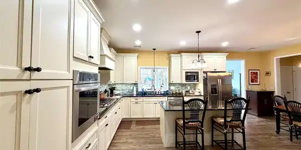 Image 4: Kitchen Image 4: Kitchen
