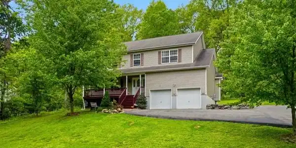 29 Hickory Hill Road
