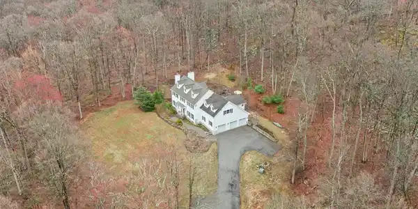 Image 4: Aerial View Image 4: Aerial View