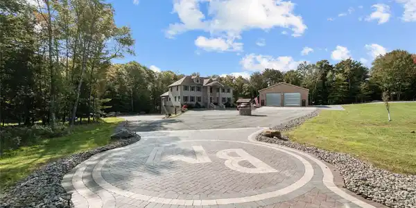 210 Grey Road