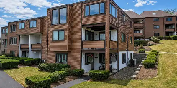 350 N Water Street