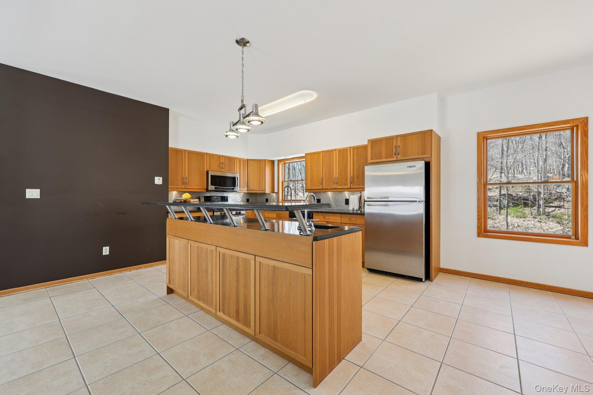 Image 3: Kitchen